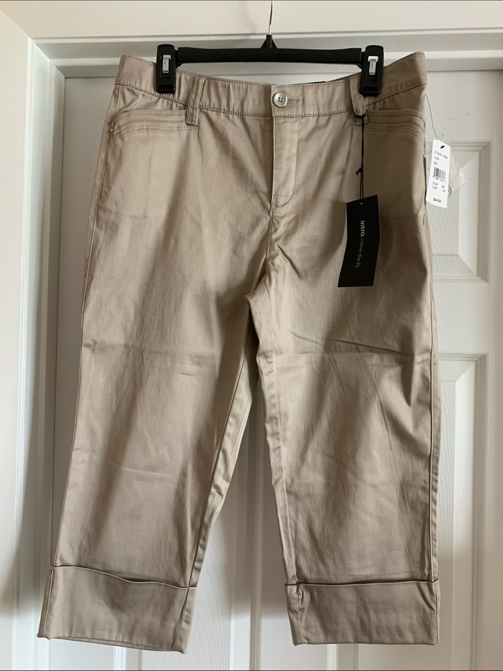 Intro Brand Women Beige Crop Pants